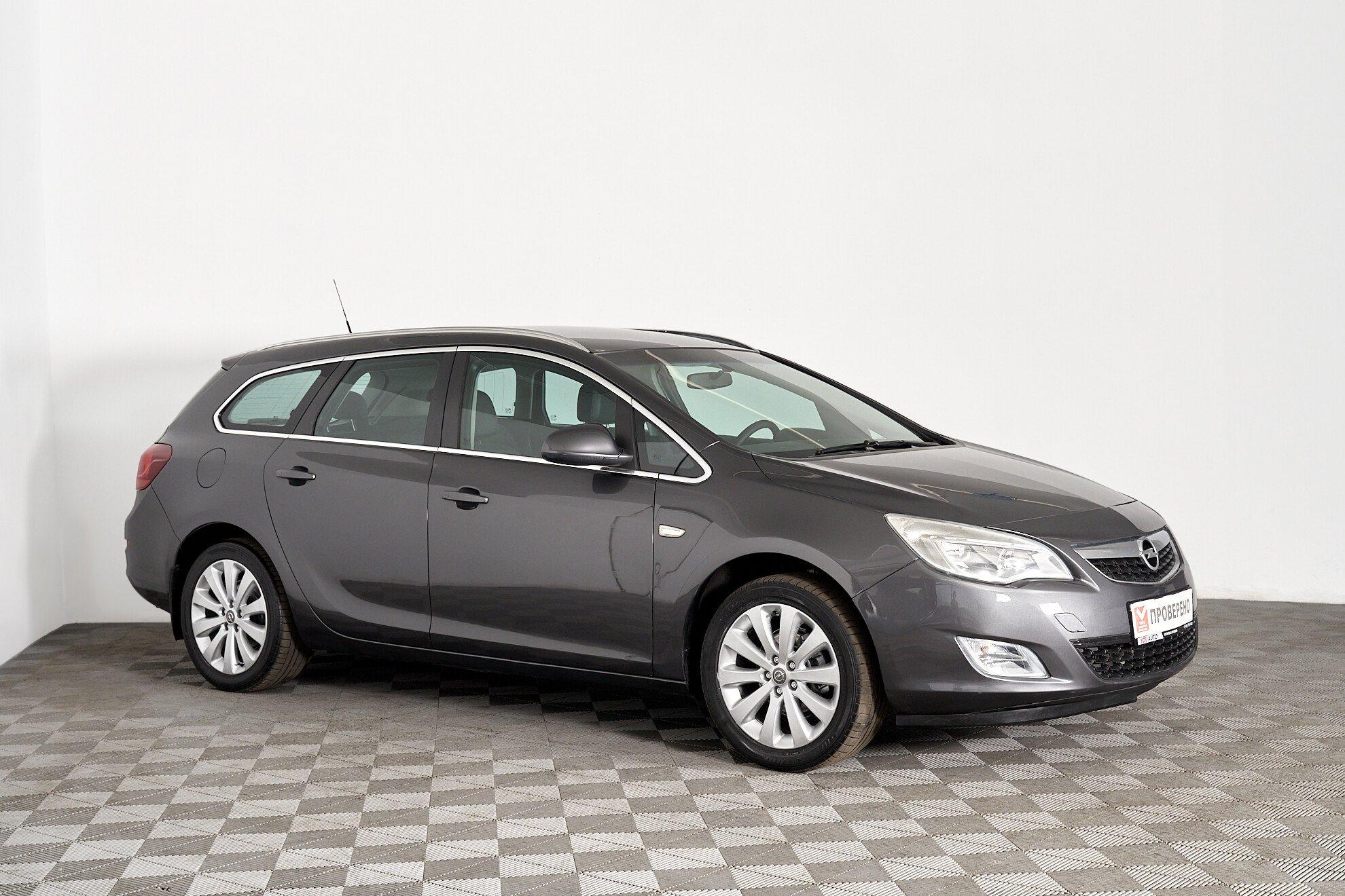Opel Astra 2011, серый