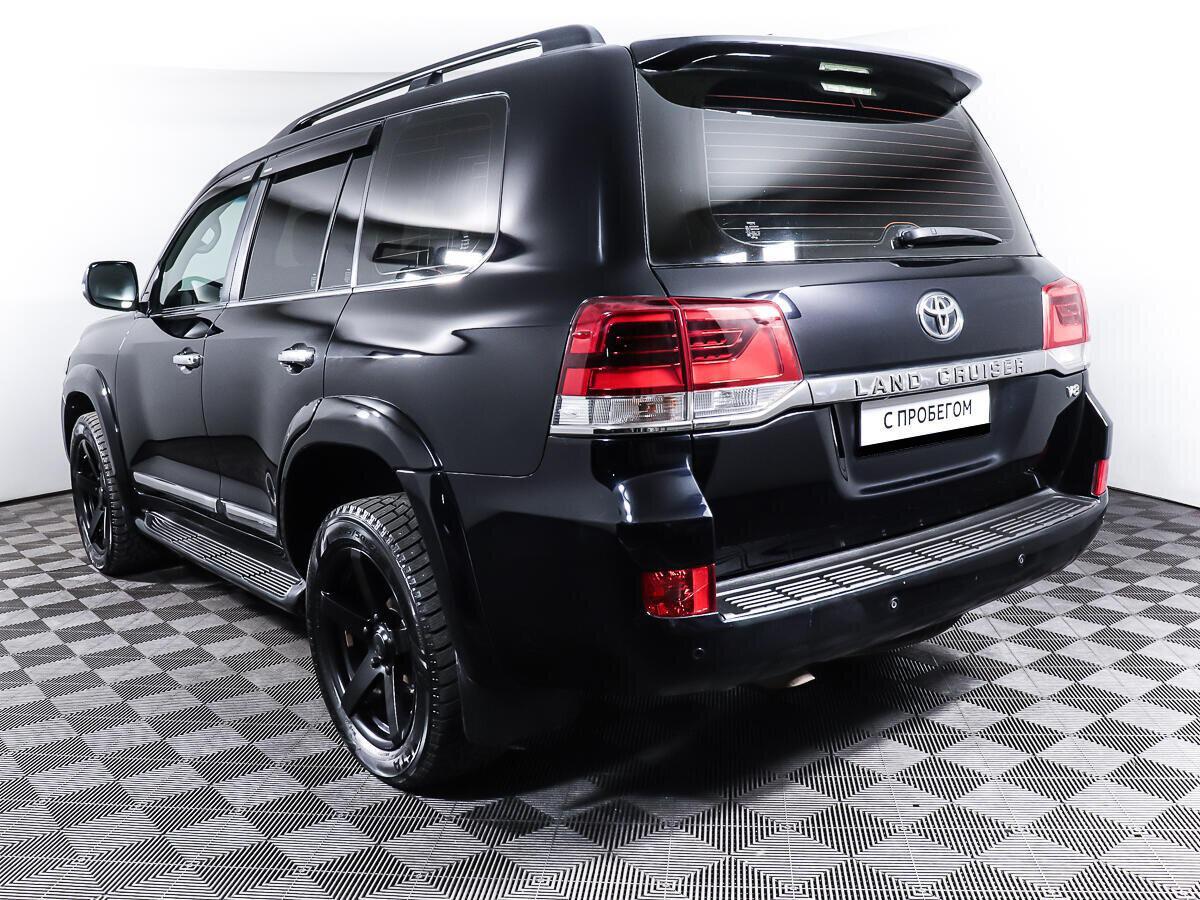 Toyota Land Cruiser 2016, черный