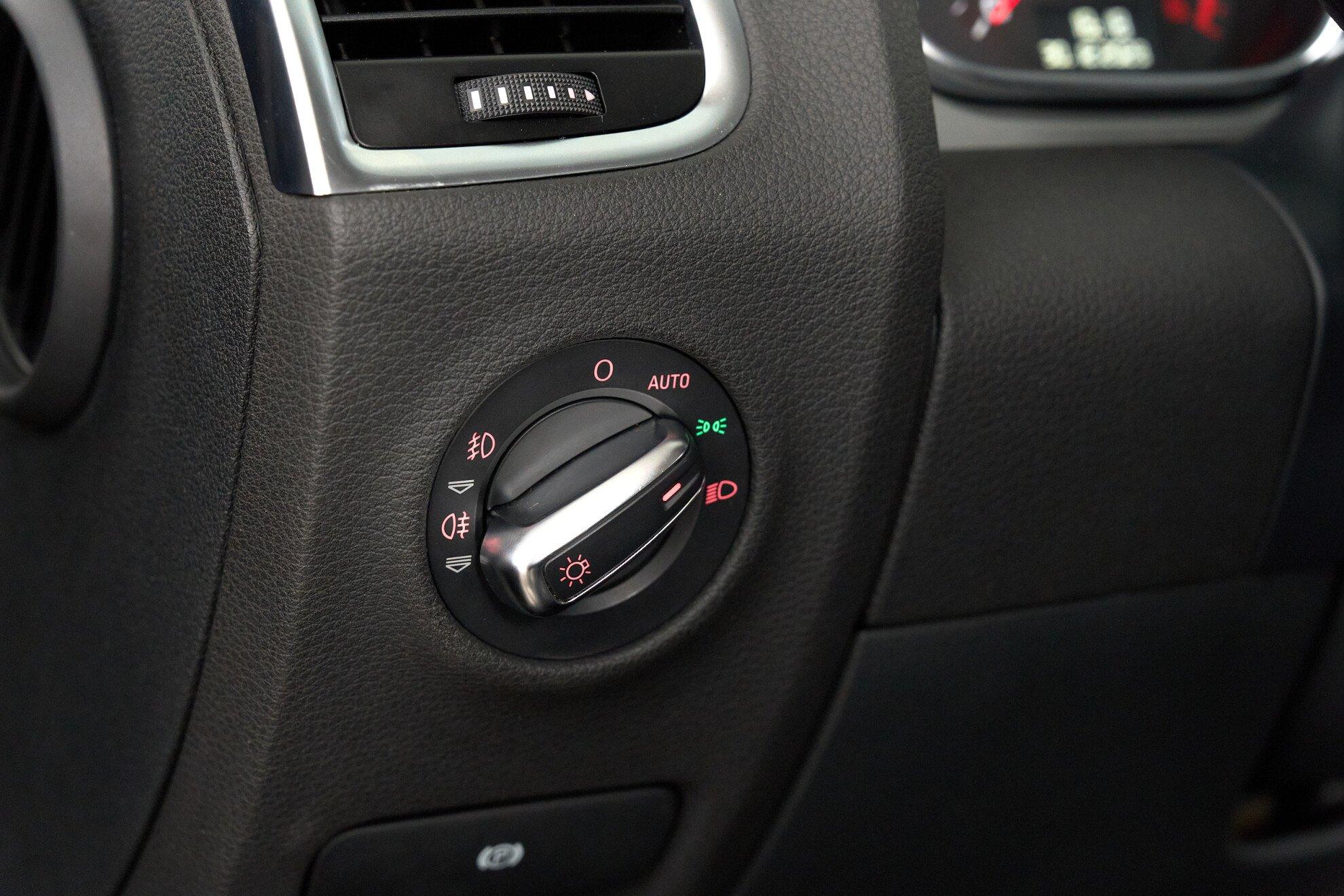 Audi Q7 2014, черный