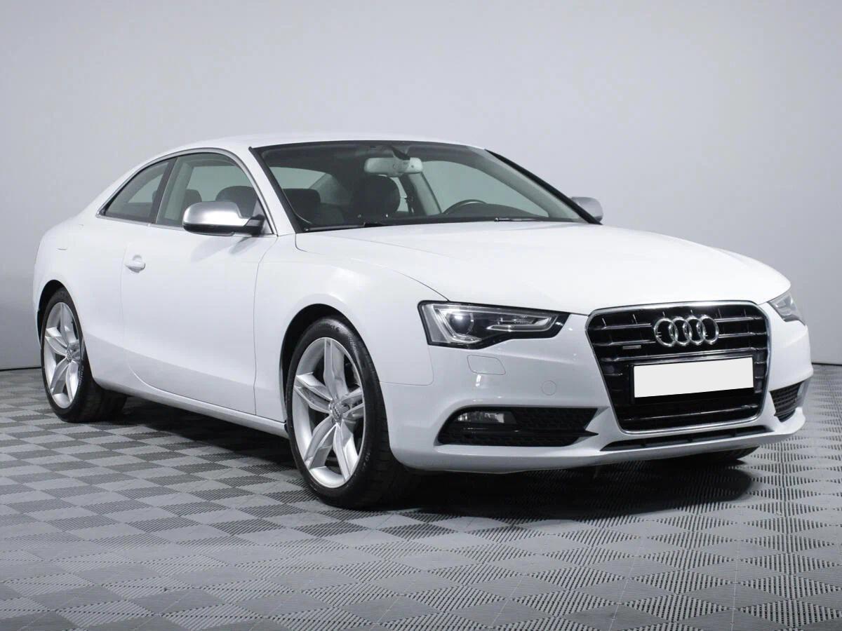Audi A5 2016, белый