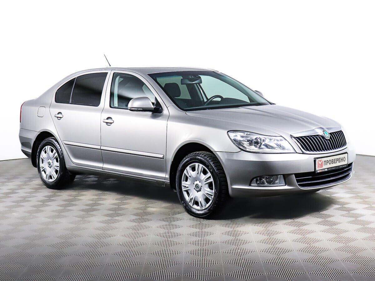 Skoda Octavia 2013, серый