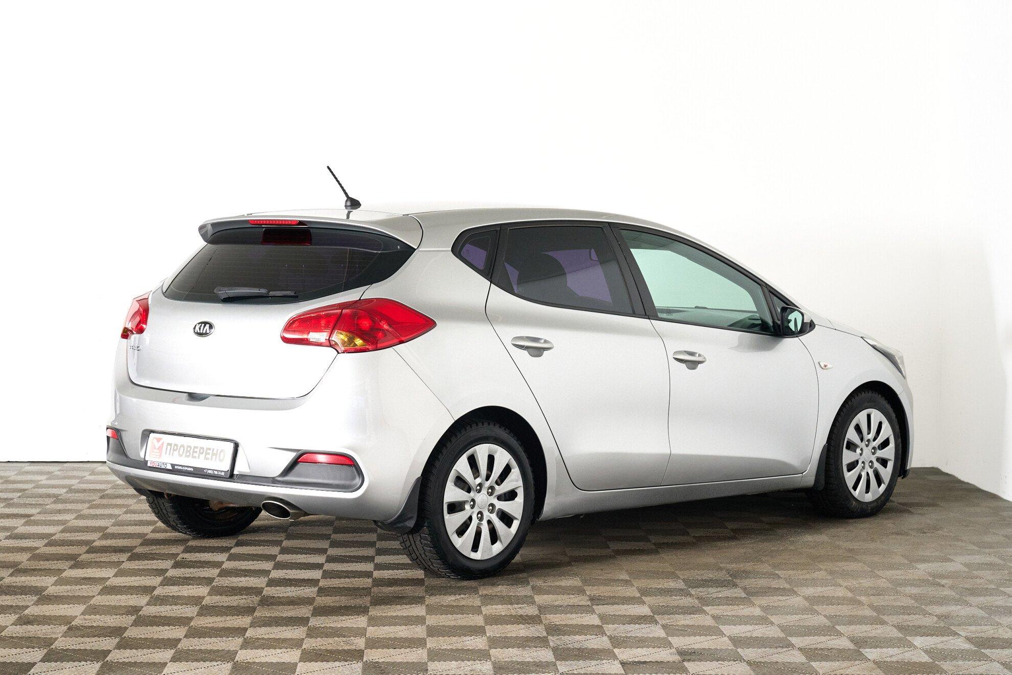 Kia Ceed 2012, серебряный