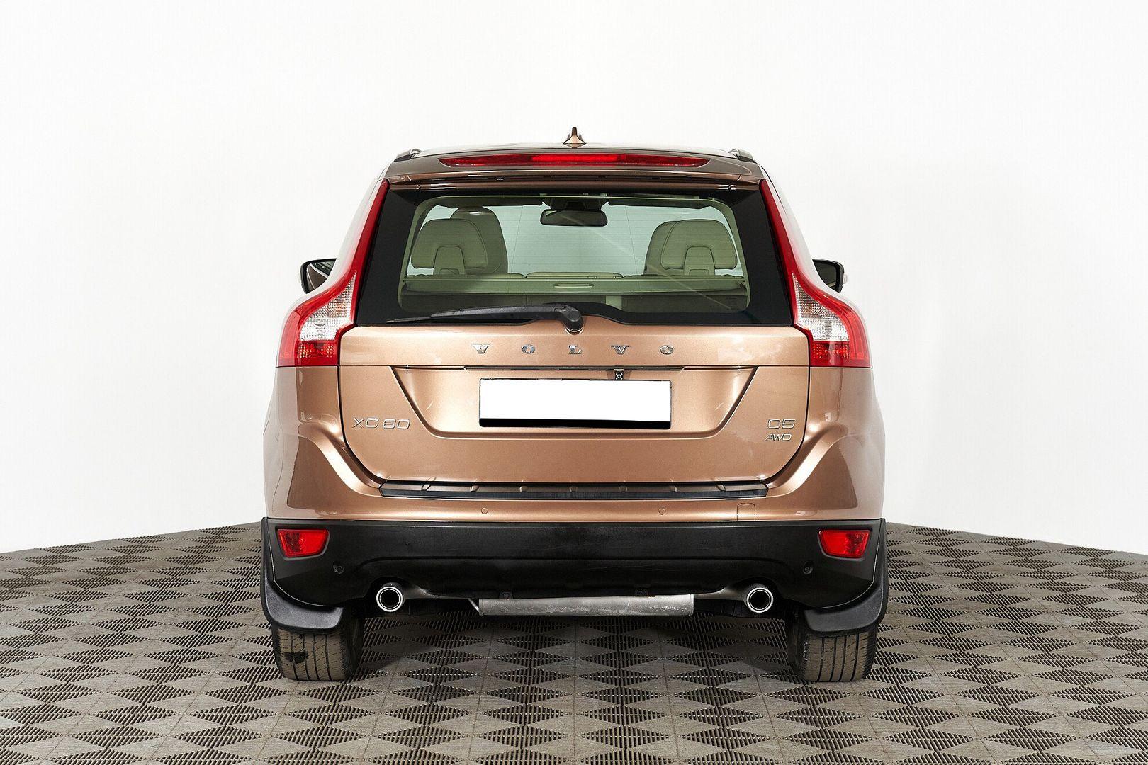 Volvo XC60 2010, коричневый