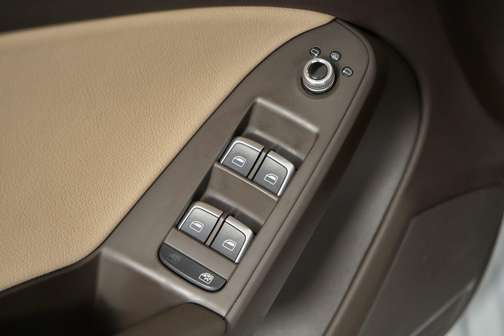 Audi A5 2013, белый