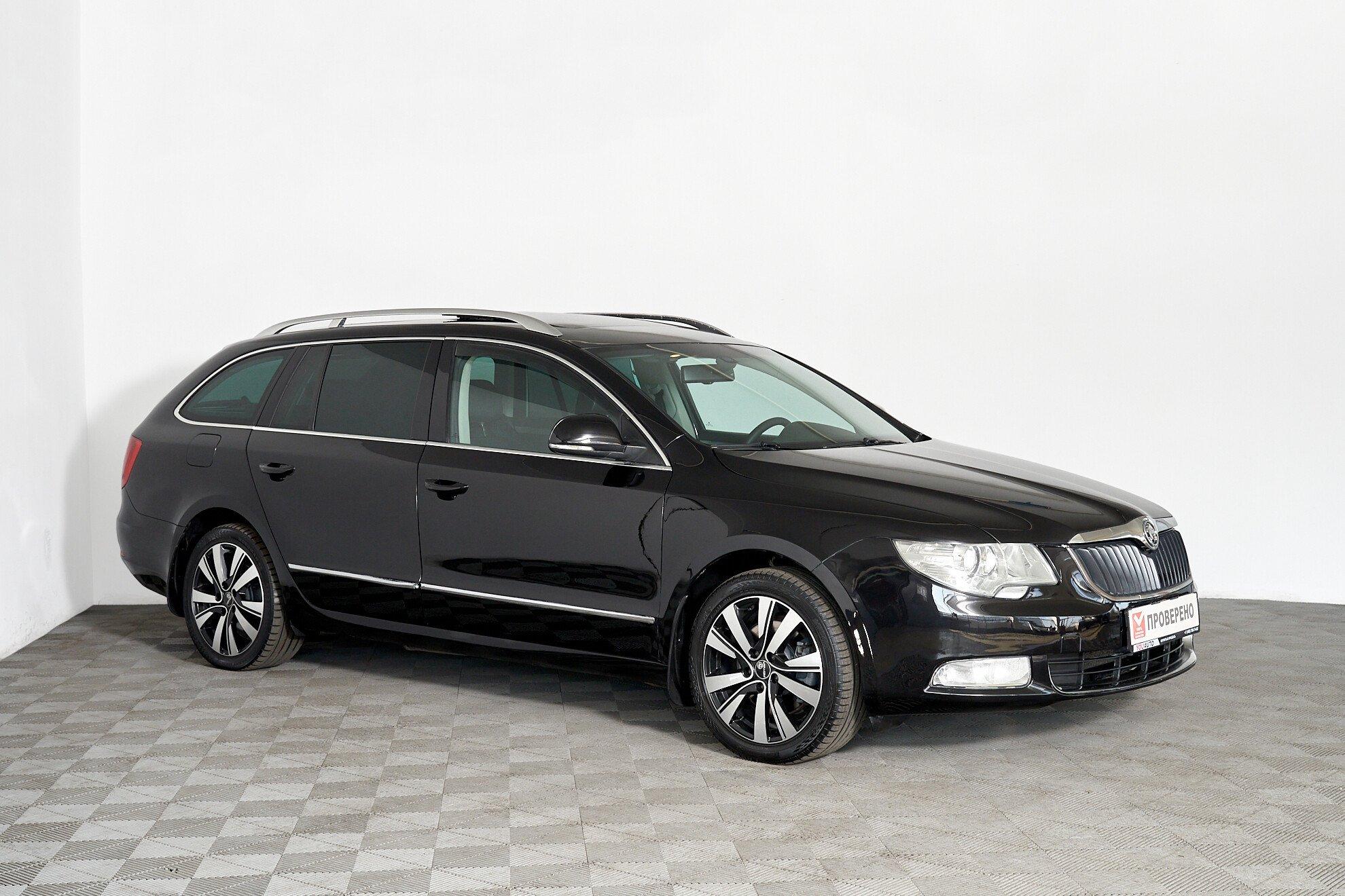 Skoda Superb 2011, черный