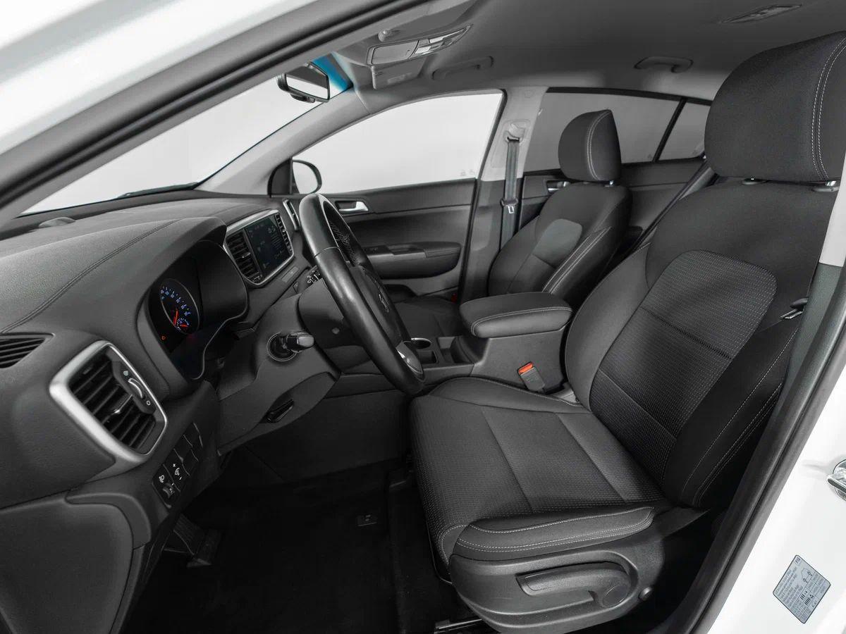 Kia Sportage 2021, белый