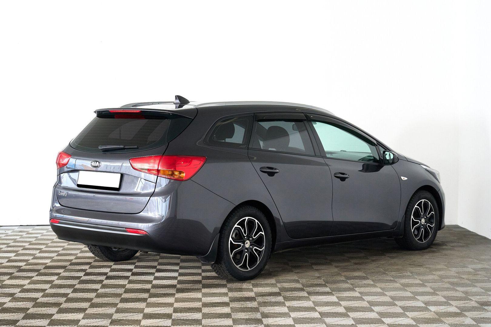 Kia Ceed 2017, серый