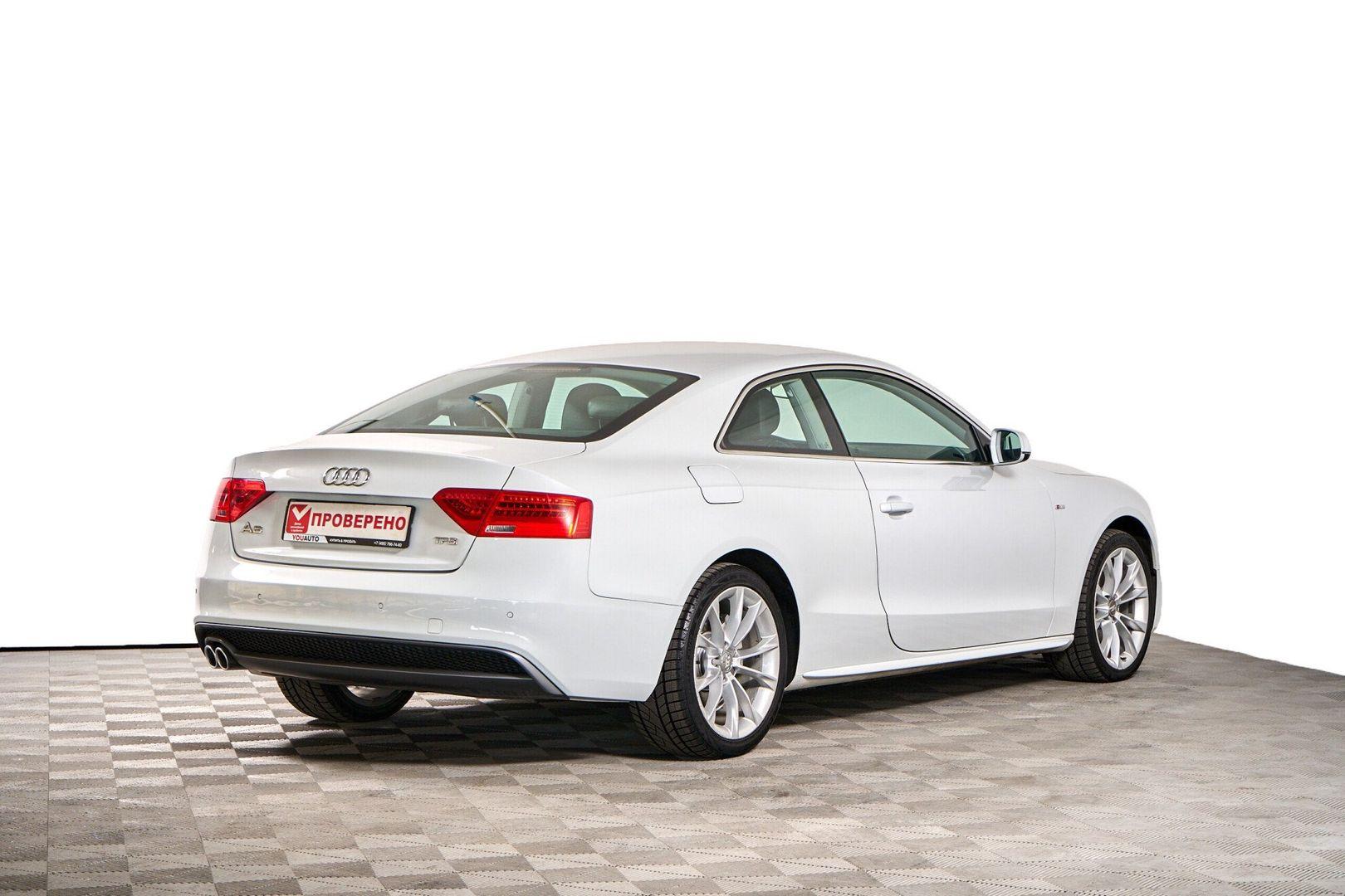 Audi A5 2013, белый