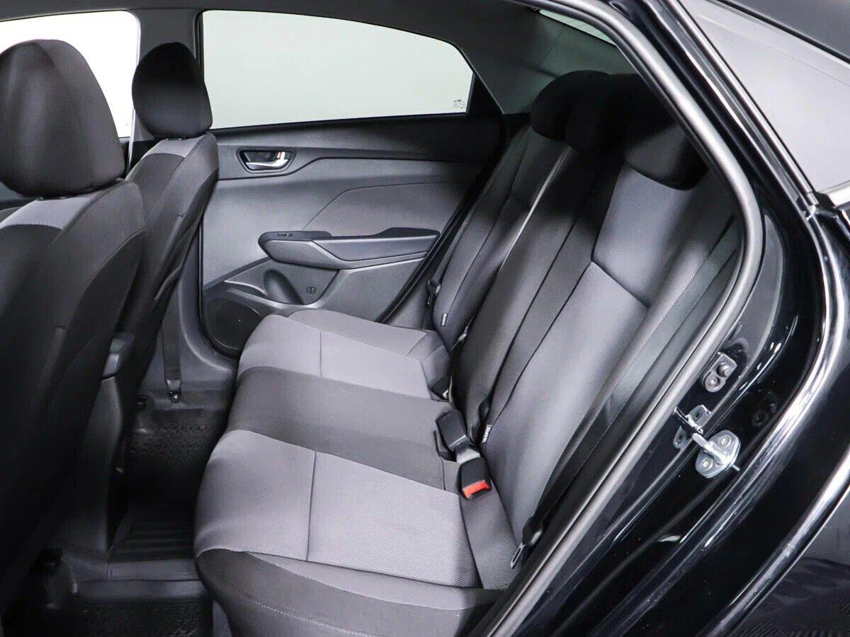 Hyundai Solaris 2021, черный