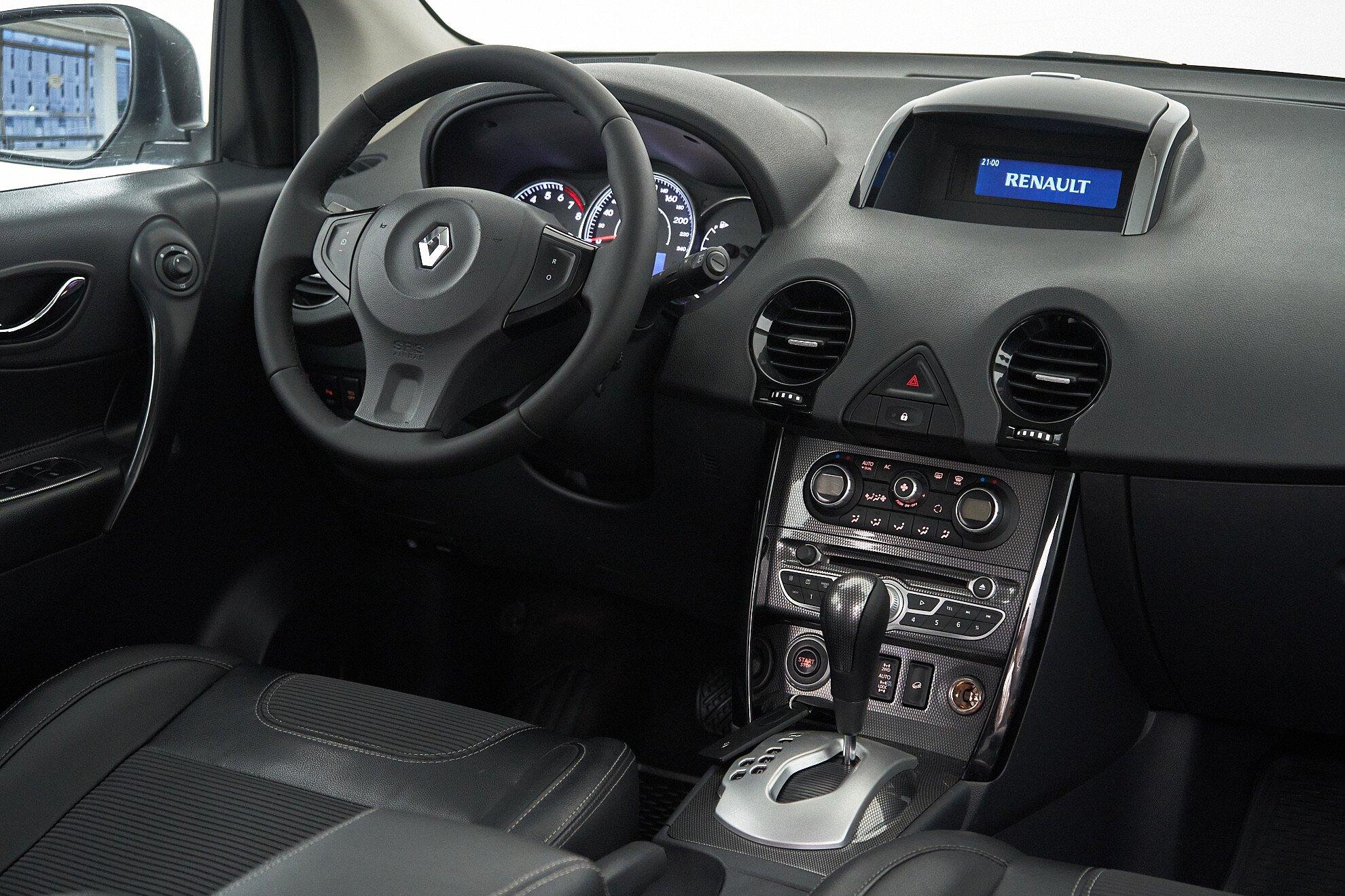 Renault Koleos 2012, белый