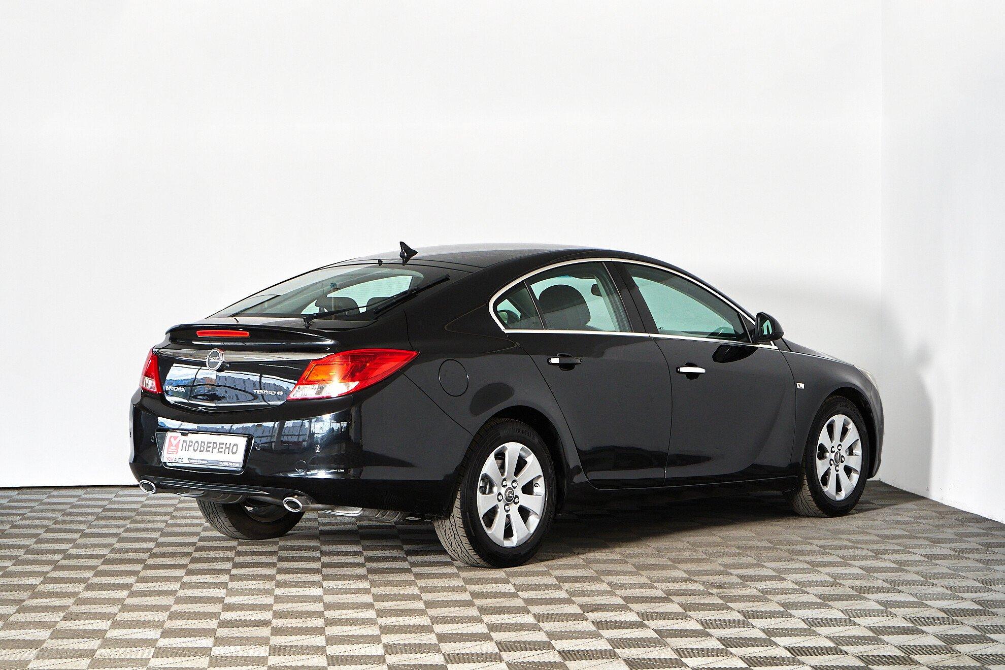 Opel Insignia 2010, черный