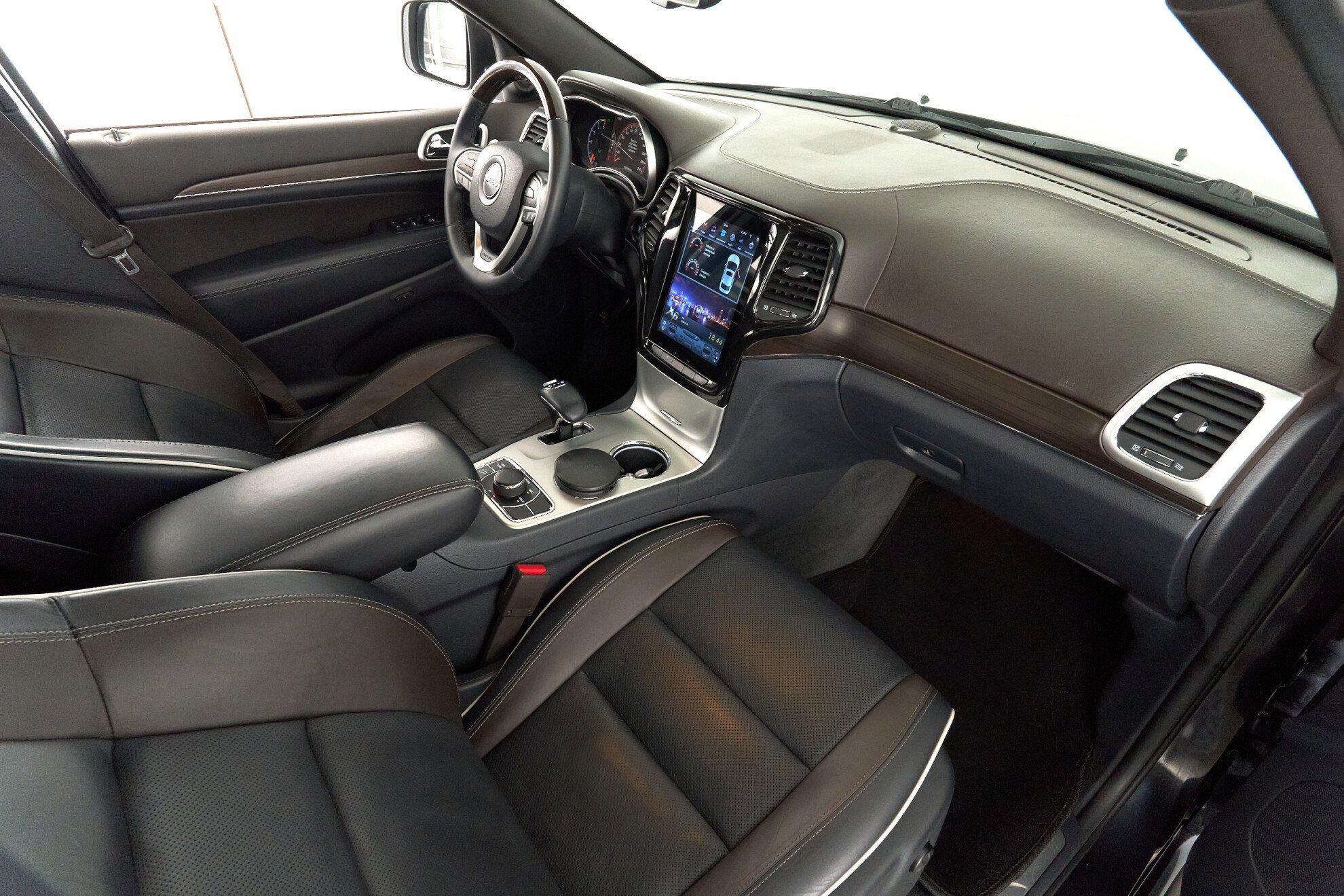 Jeep Grand Cherokee 2014, серый