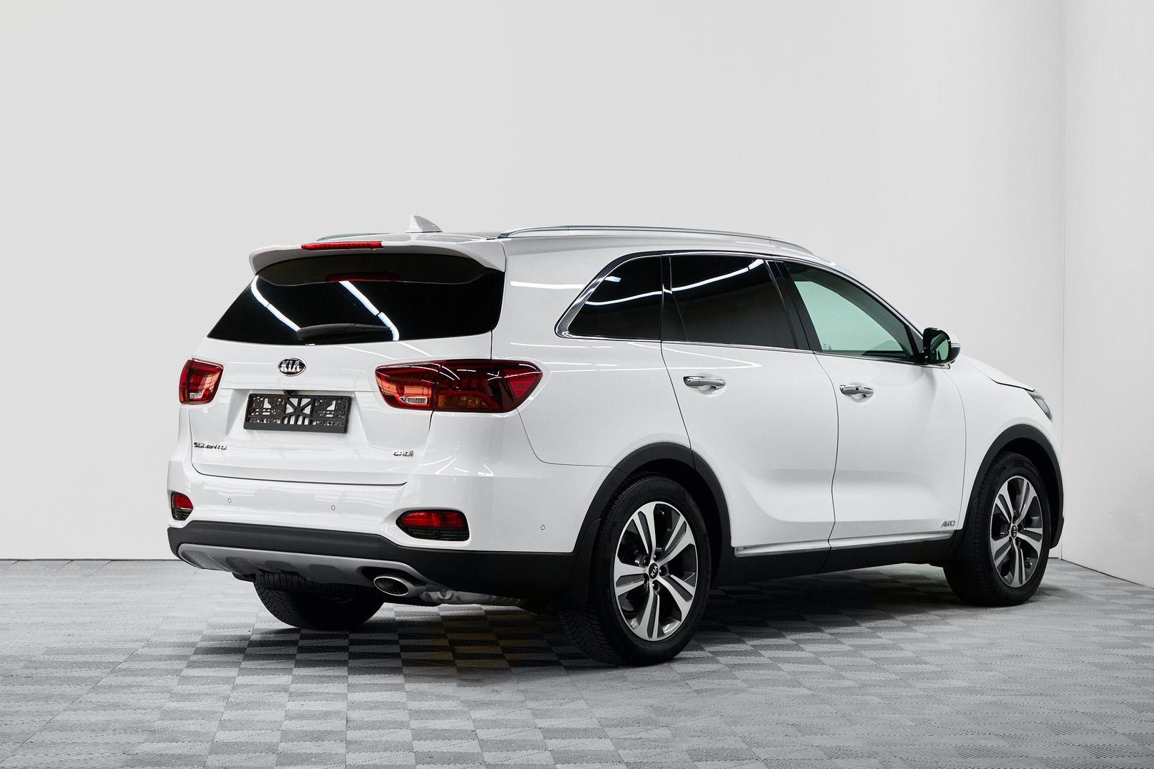 Kia Sorento 2018, белый