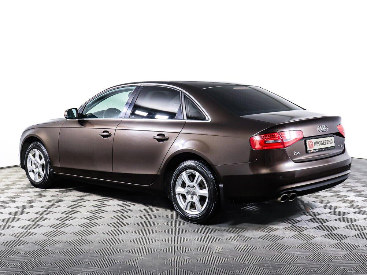 Audi A4 2015, коричневый