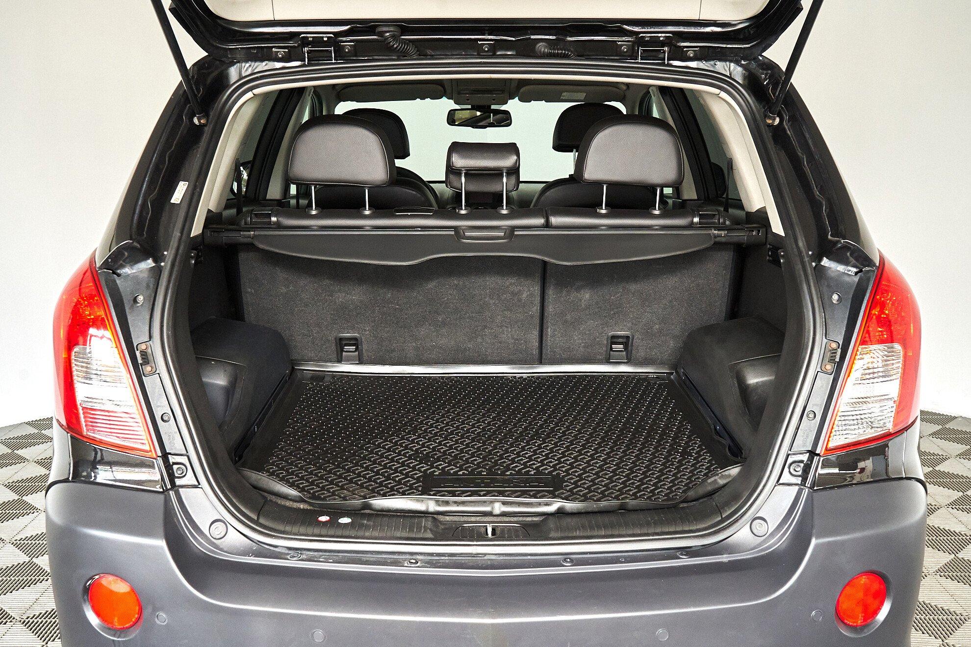 Opel Antara 2013, черный