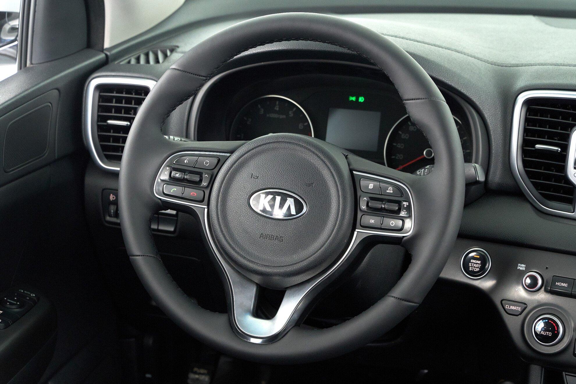 Kia Sportage 2018, белый