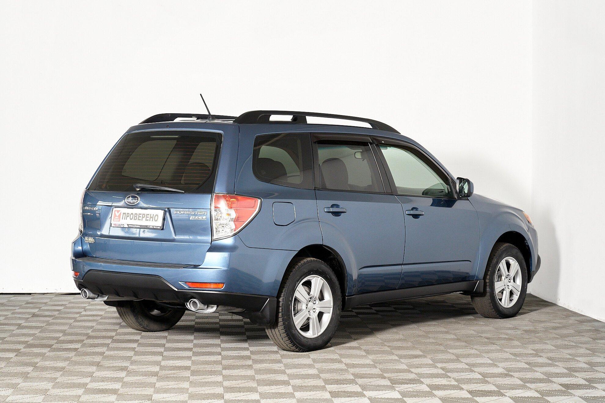 Subaru Forester 2010, голубой