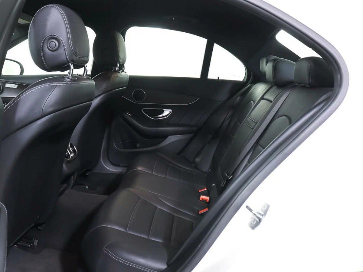 Mercedes-Benz C-Класс 2020, белый