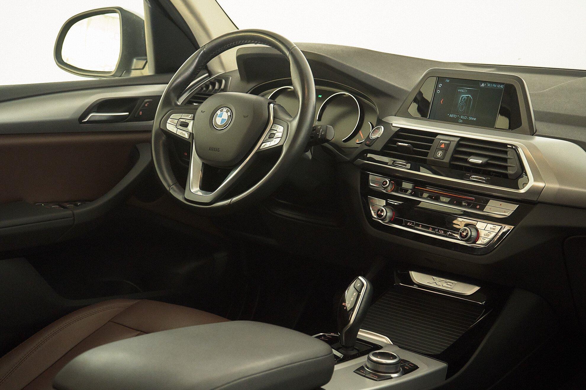 BMW X3 2020, белый