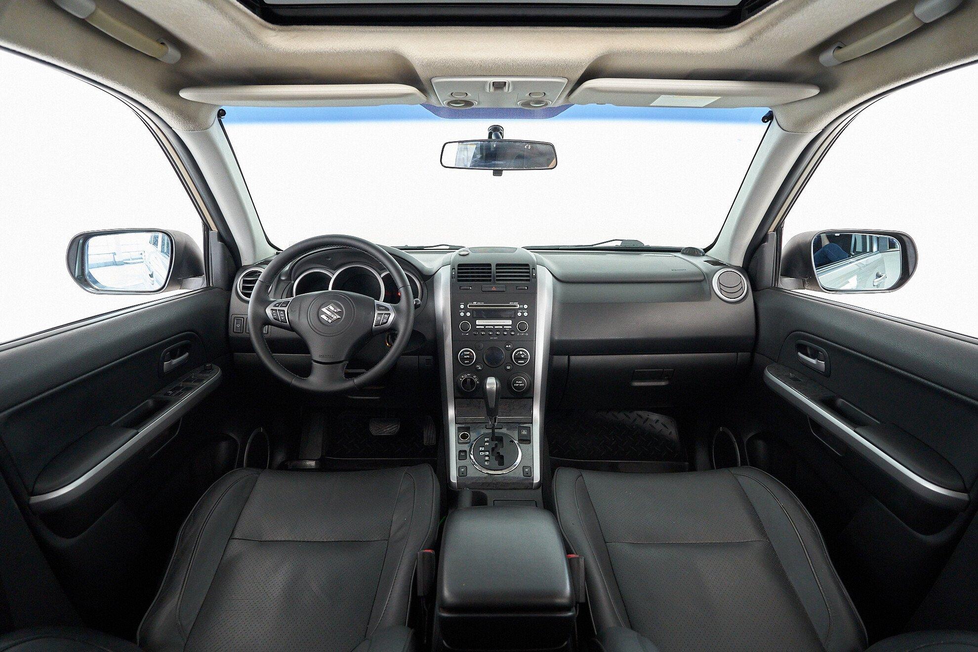 Suzuki Grand Vitara 2008, бежевый