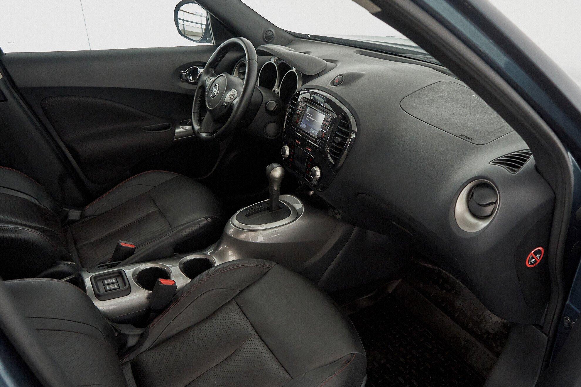 Nissan Juke 2013, синий