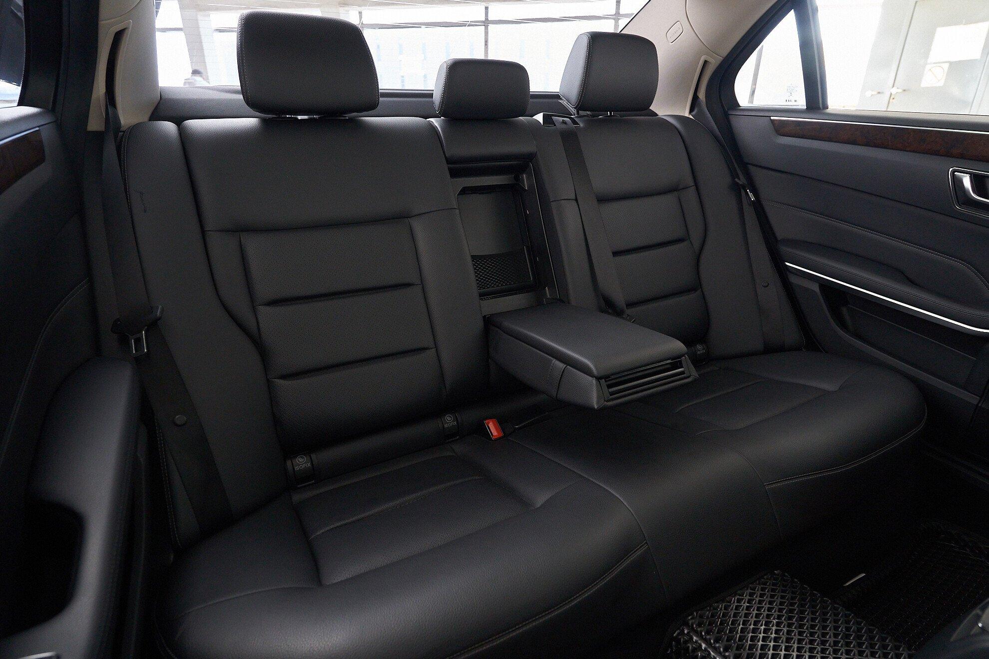 Mercedes-Benz E-Класс 2014, черный