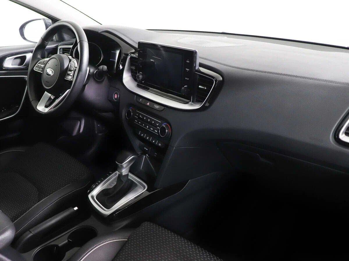 Kia XCeed 2021, серый