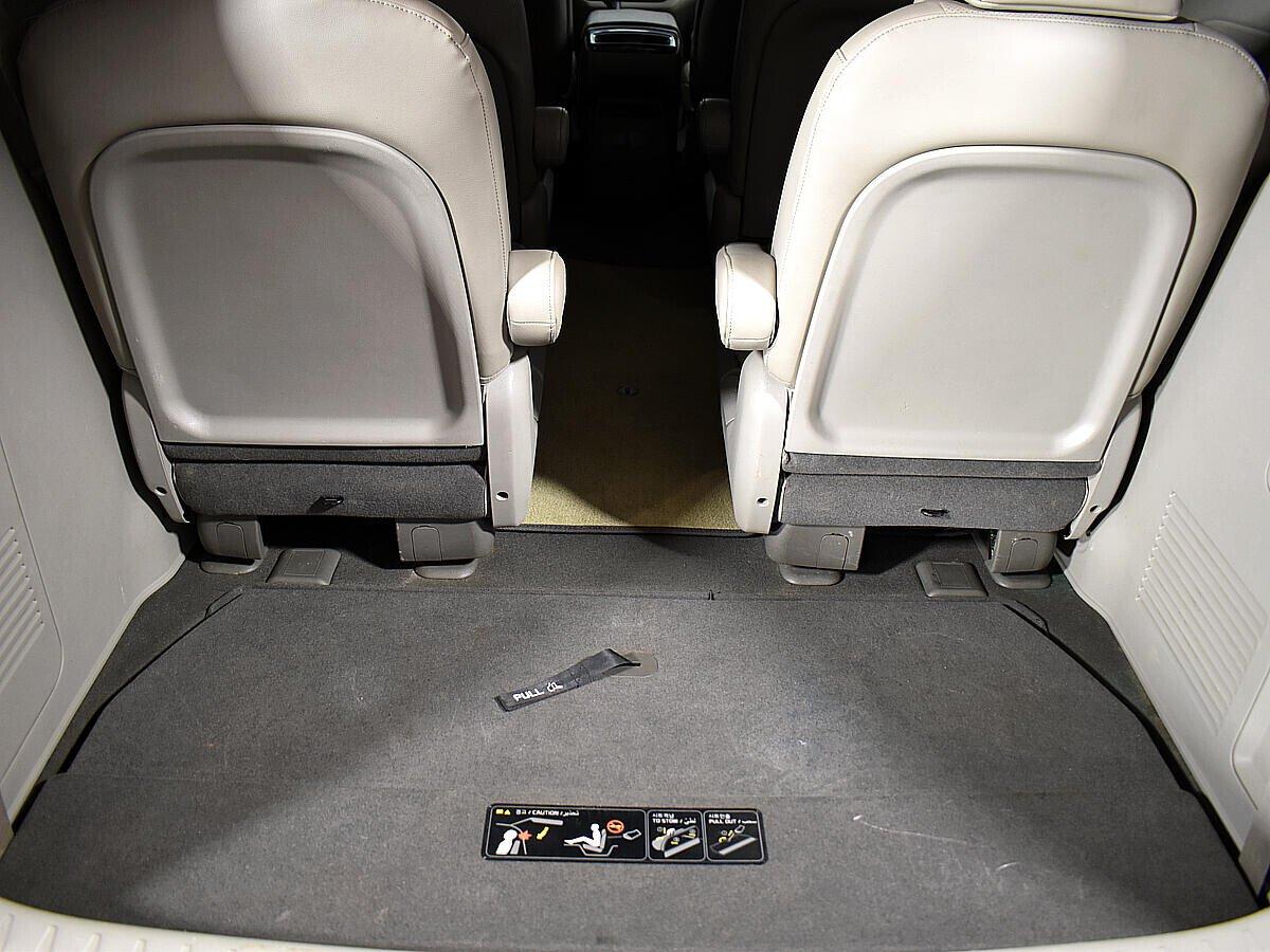 Kia Carnival 2016, черный