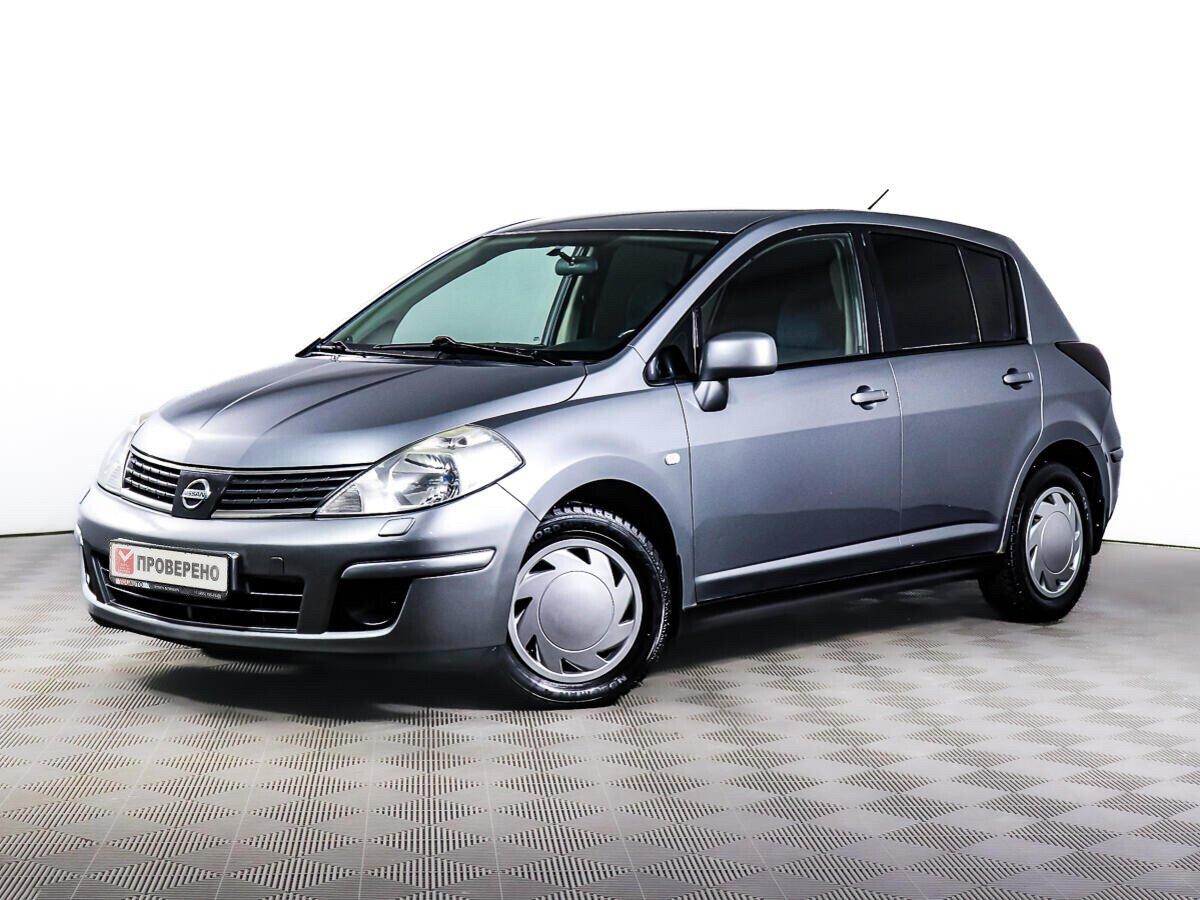 Nissan Tiida 2012, серый