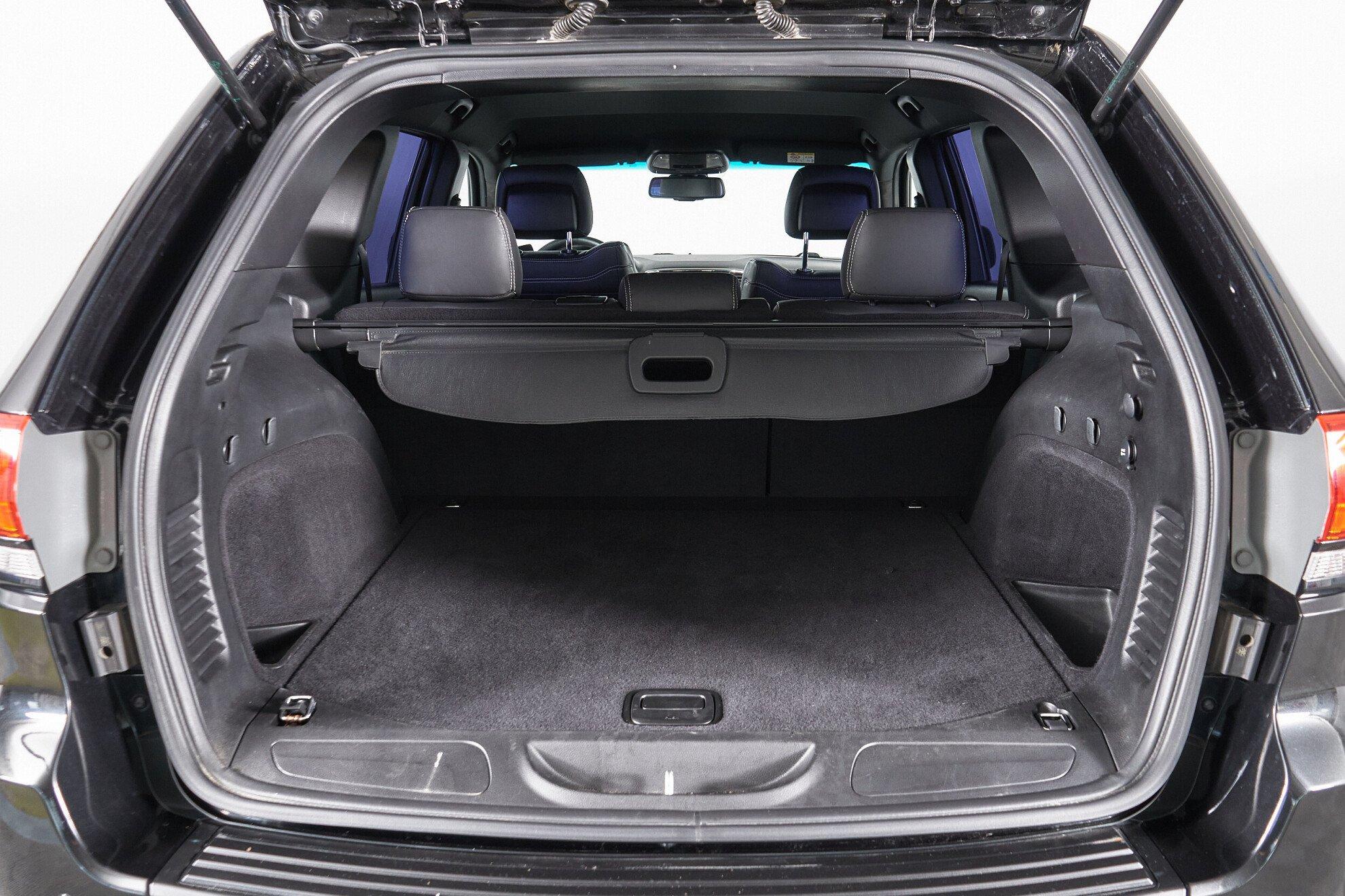 Jeep Grand Cherokee 2014, черный
