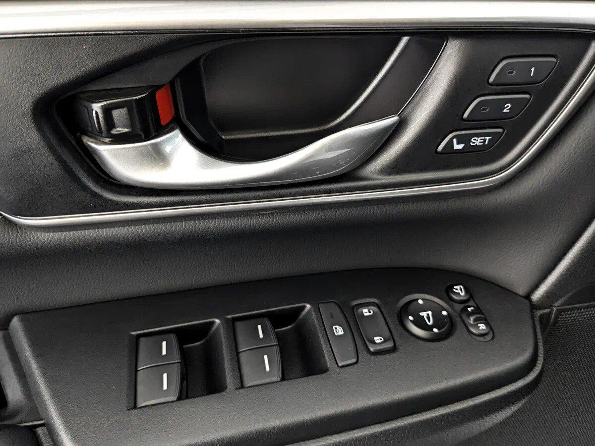 Honda CR-V 2020, белый