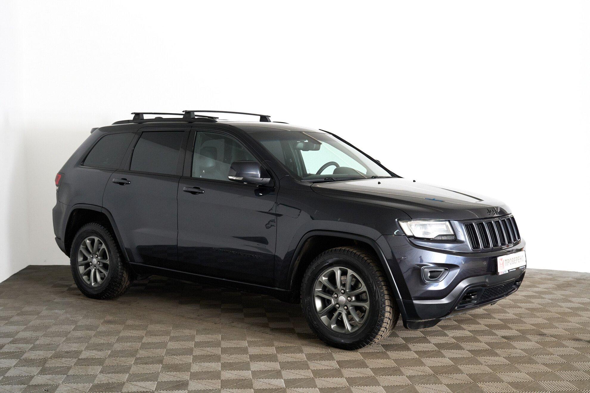 Jeep Grand Cherokee 2013, серый