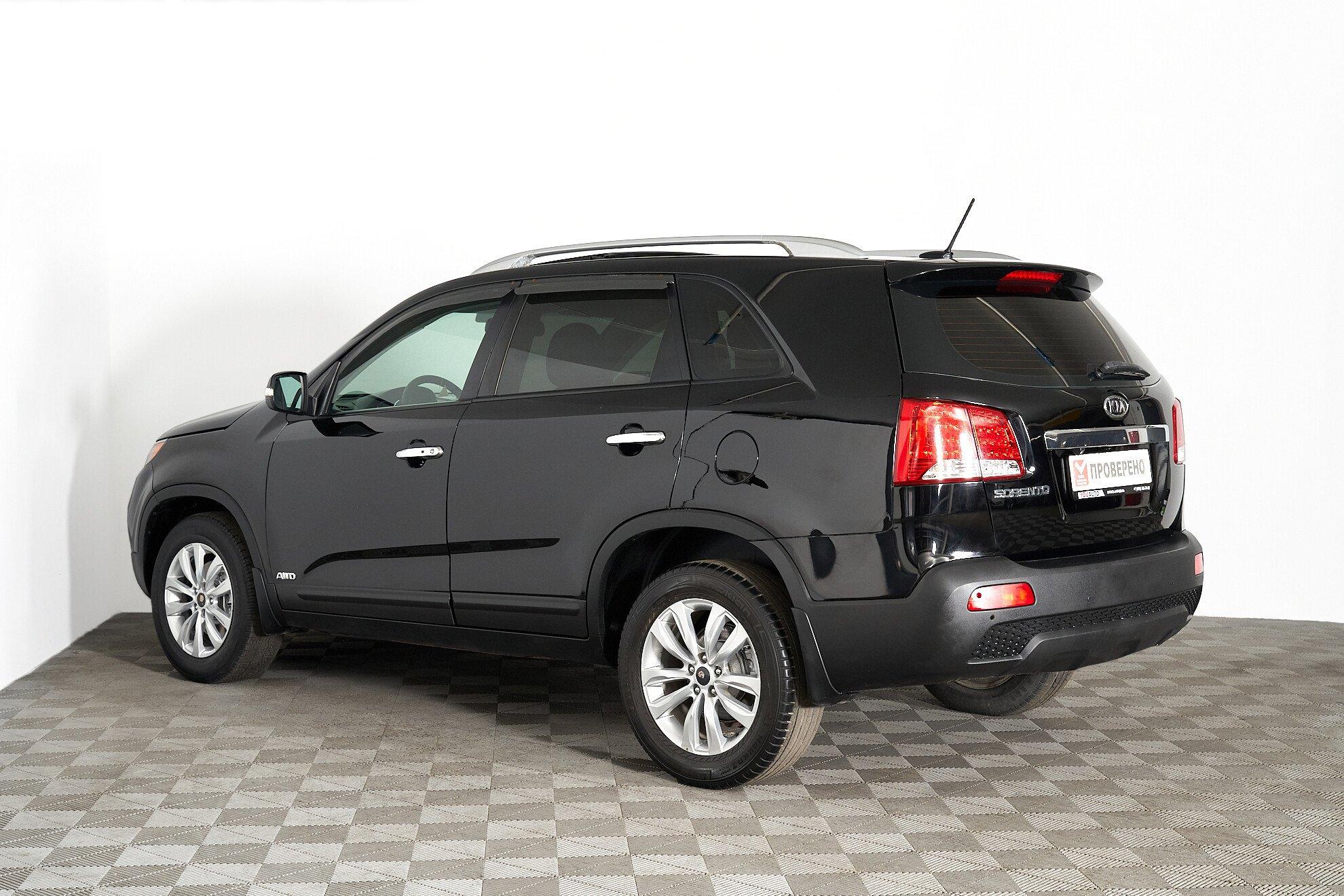 Kia Sorento 2011, черный