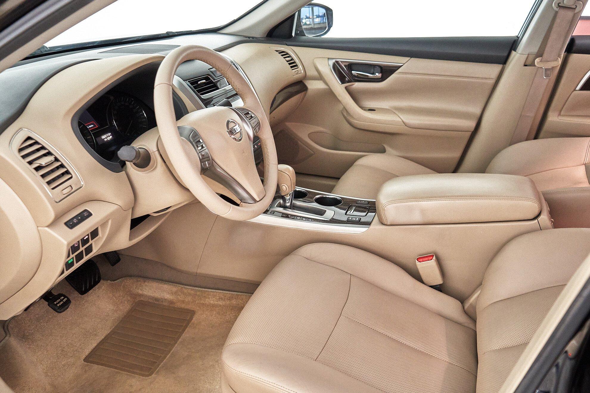 Nissan Teana 2014, черный
