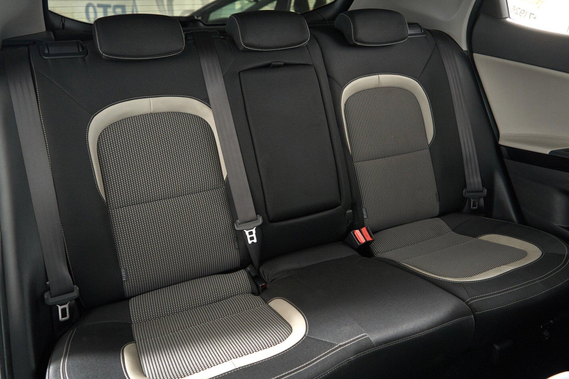 Kia Ceed 2017, черный