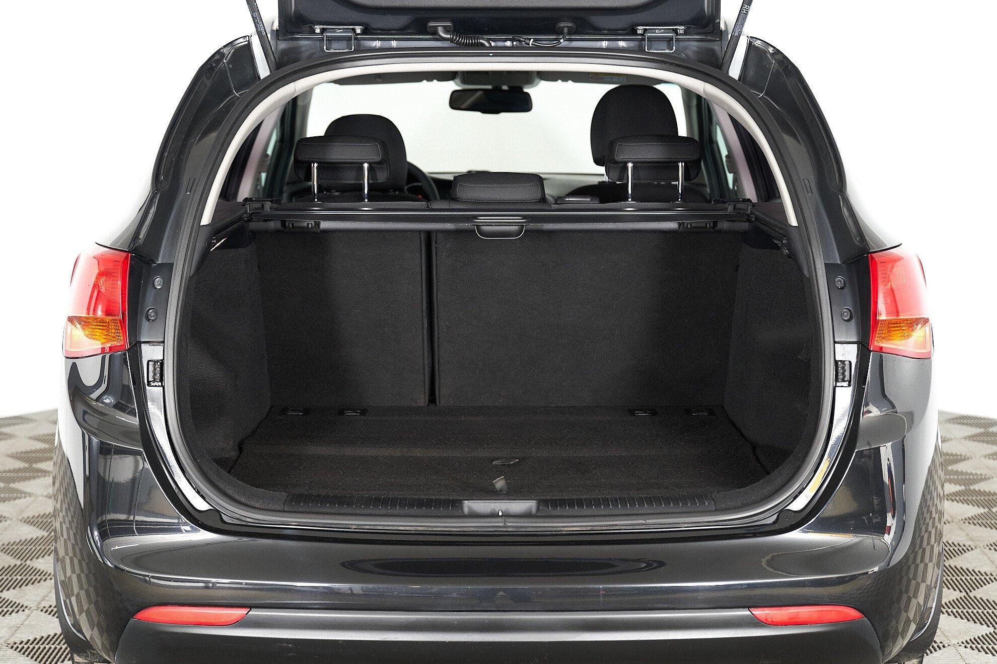 Kia Ceed 2015, черный