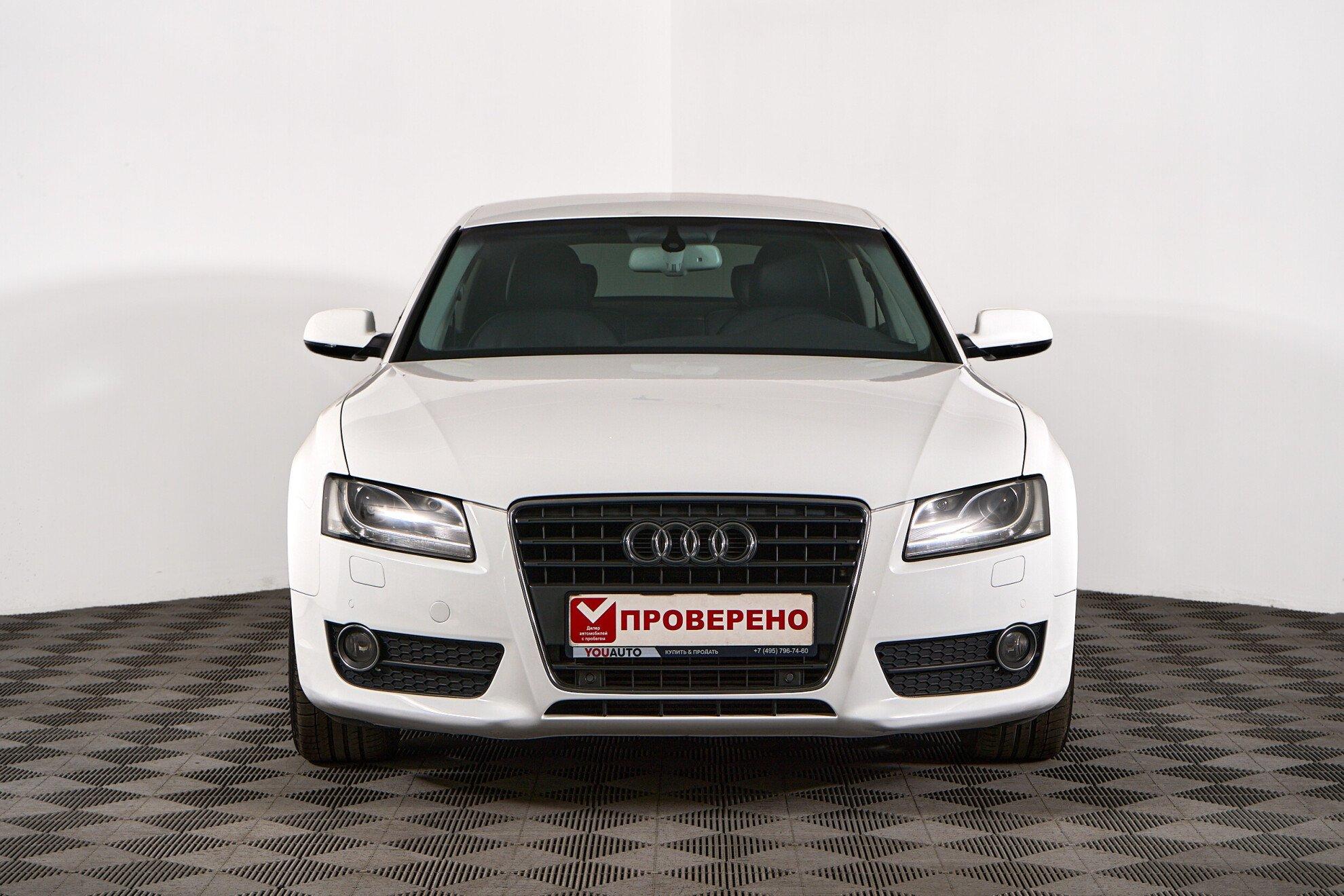 Audi A5 2011, белый