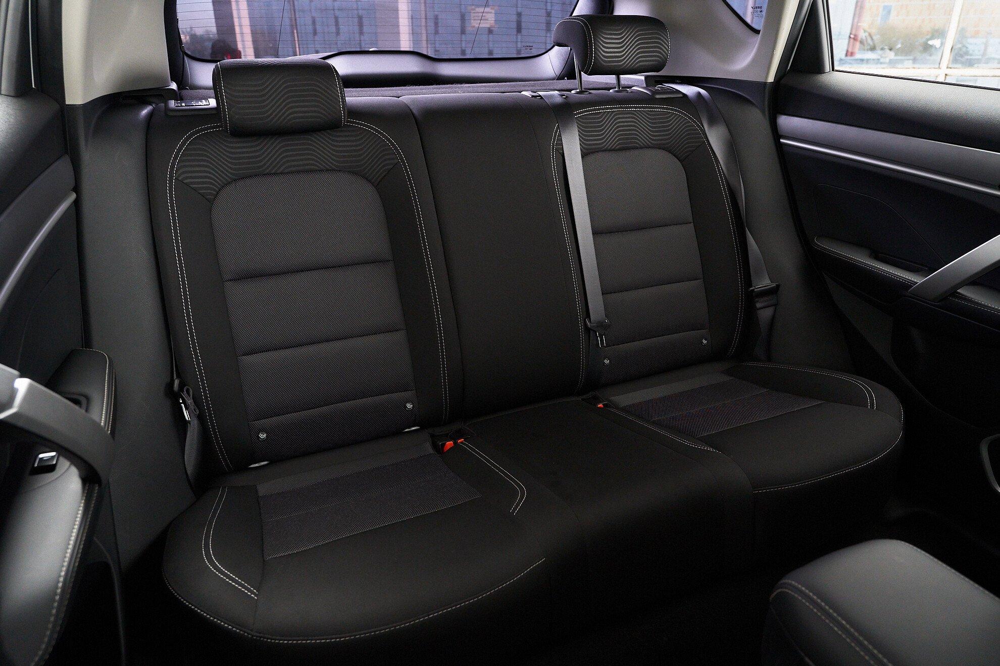 Geely Coolray 2021, белый