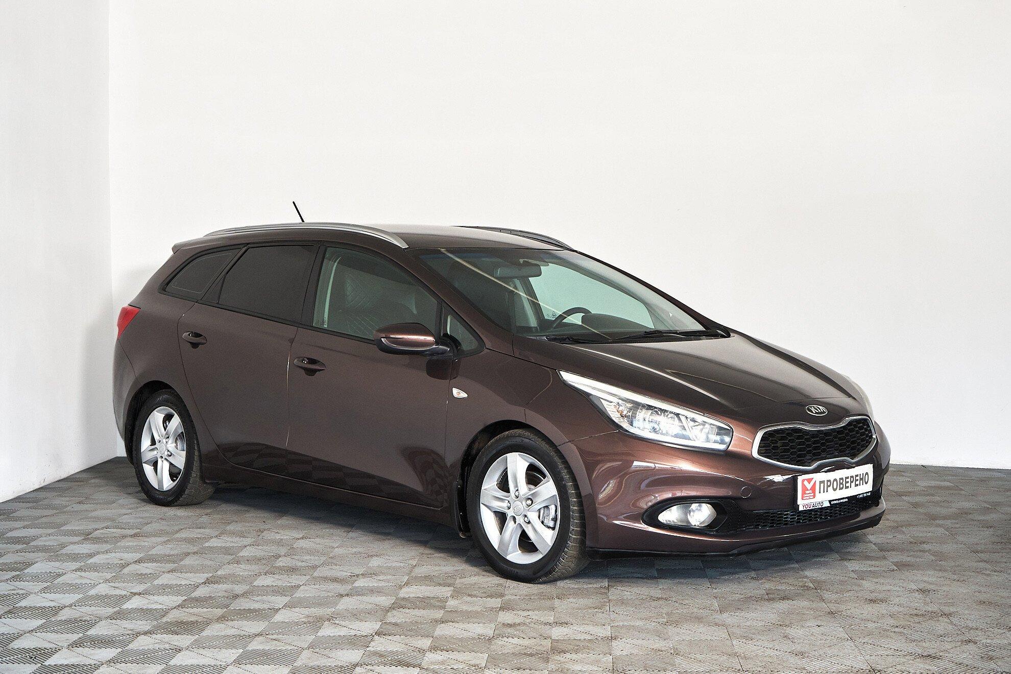 Kia Ceed 2013, коричневый