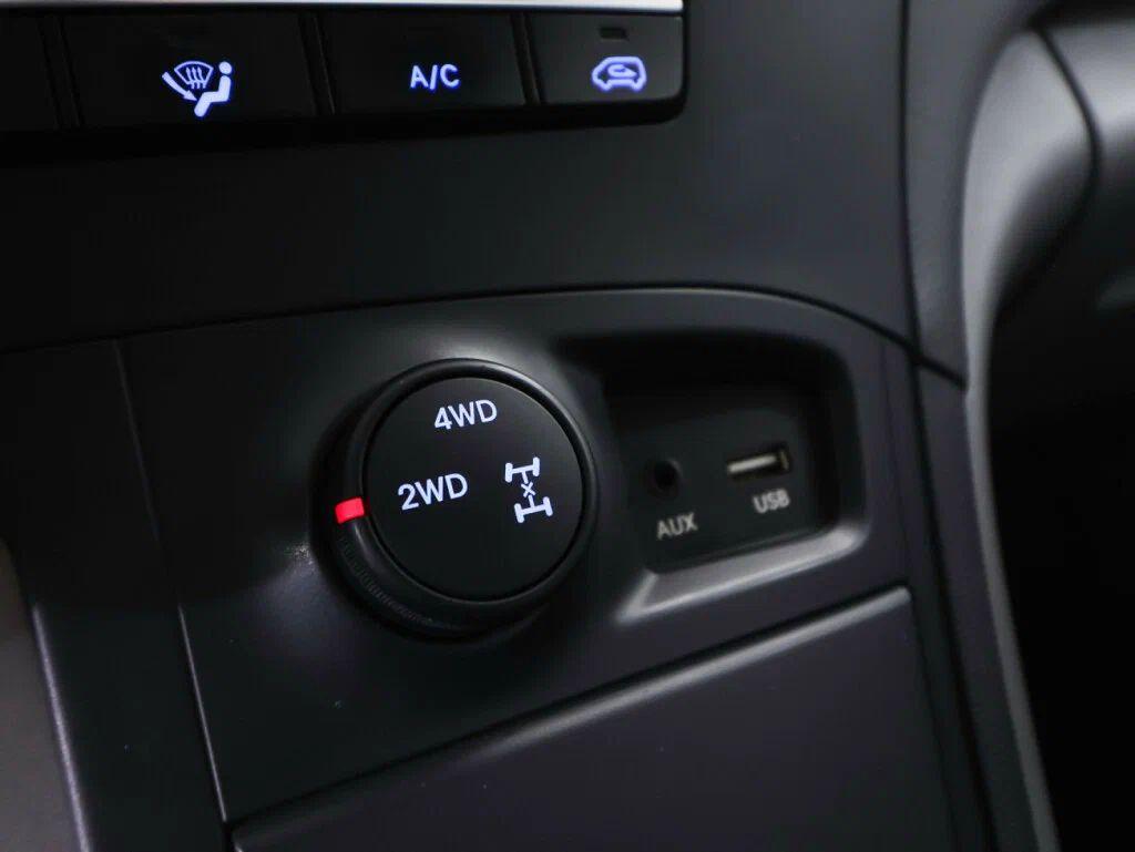 Hyundai Grand Starex 2019, коричневый