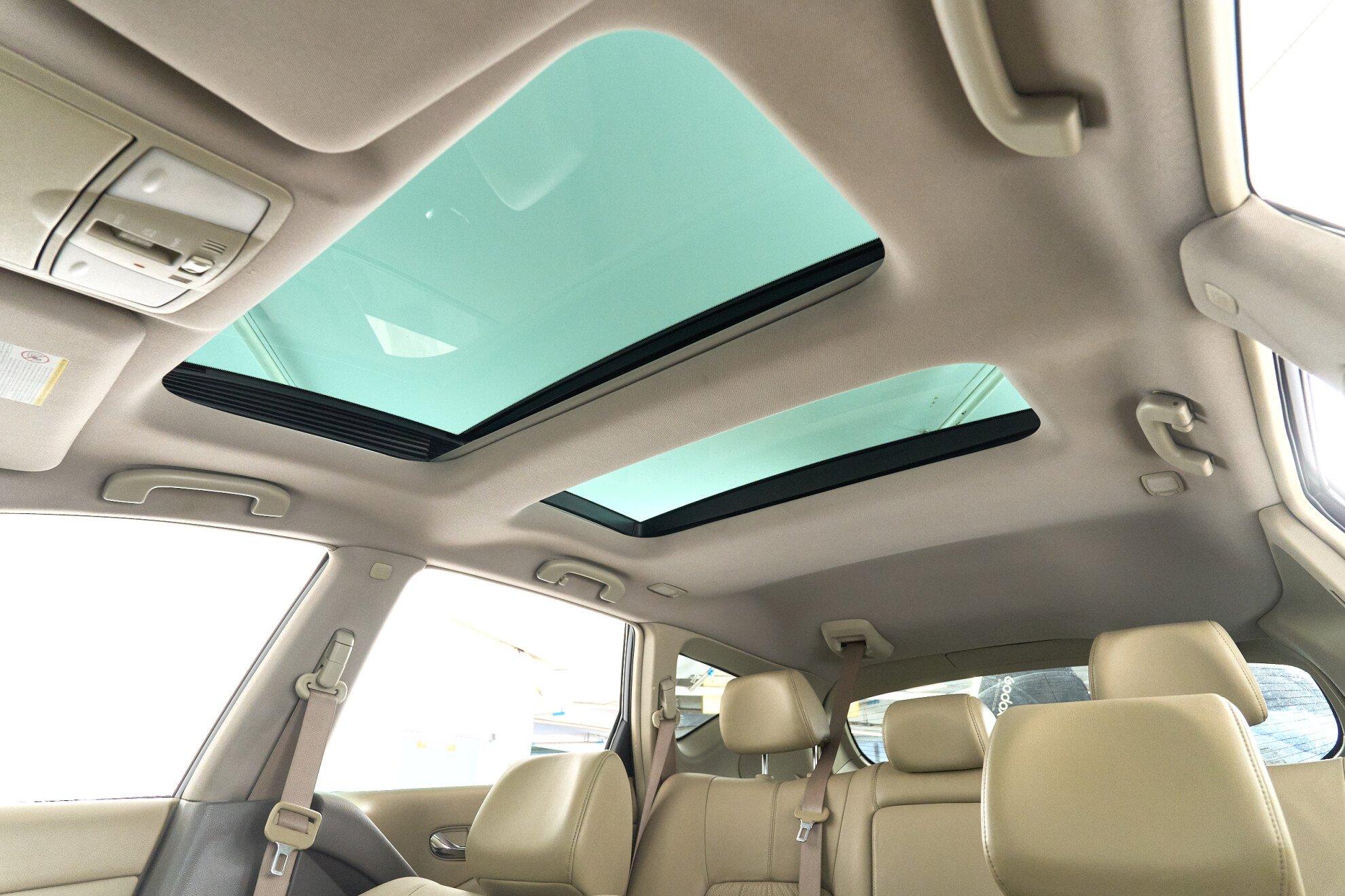 Nissan Murano 2012, бежевый