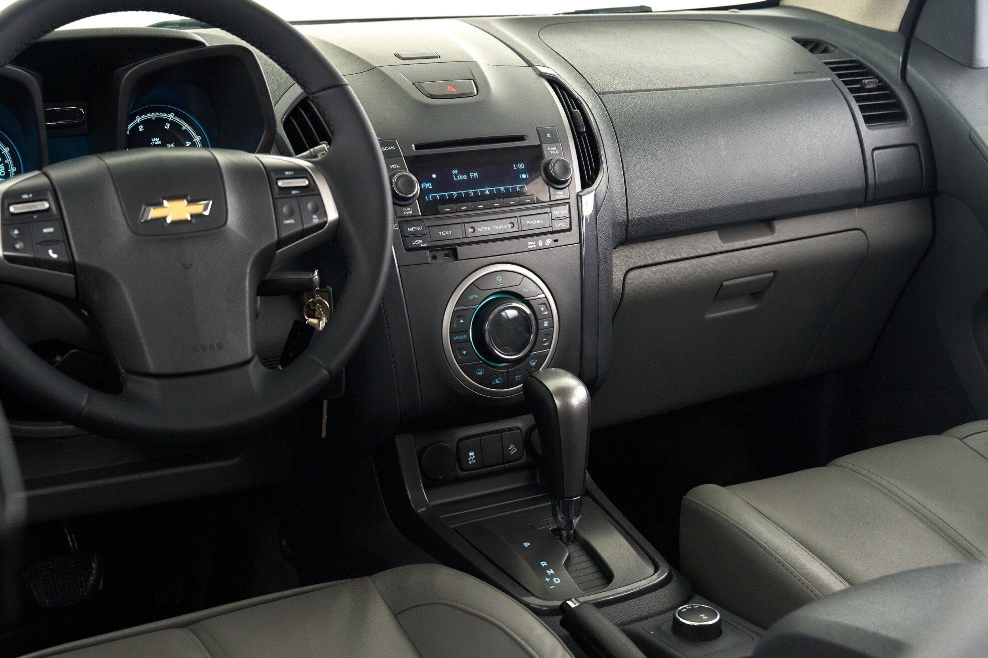 Chevrolet TrailBlazer 2013, белый