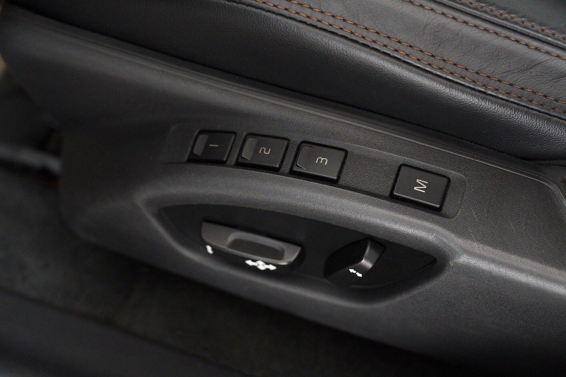 Volvo XC60 2012, коричневый