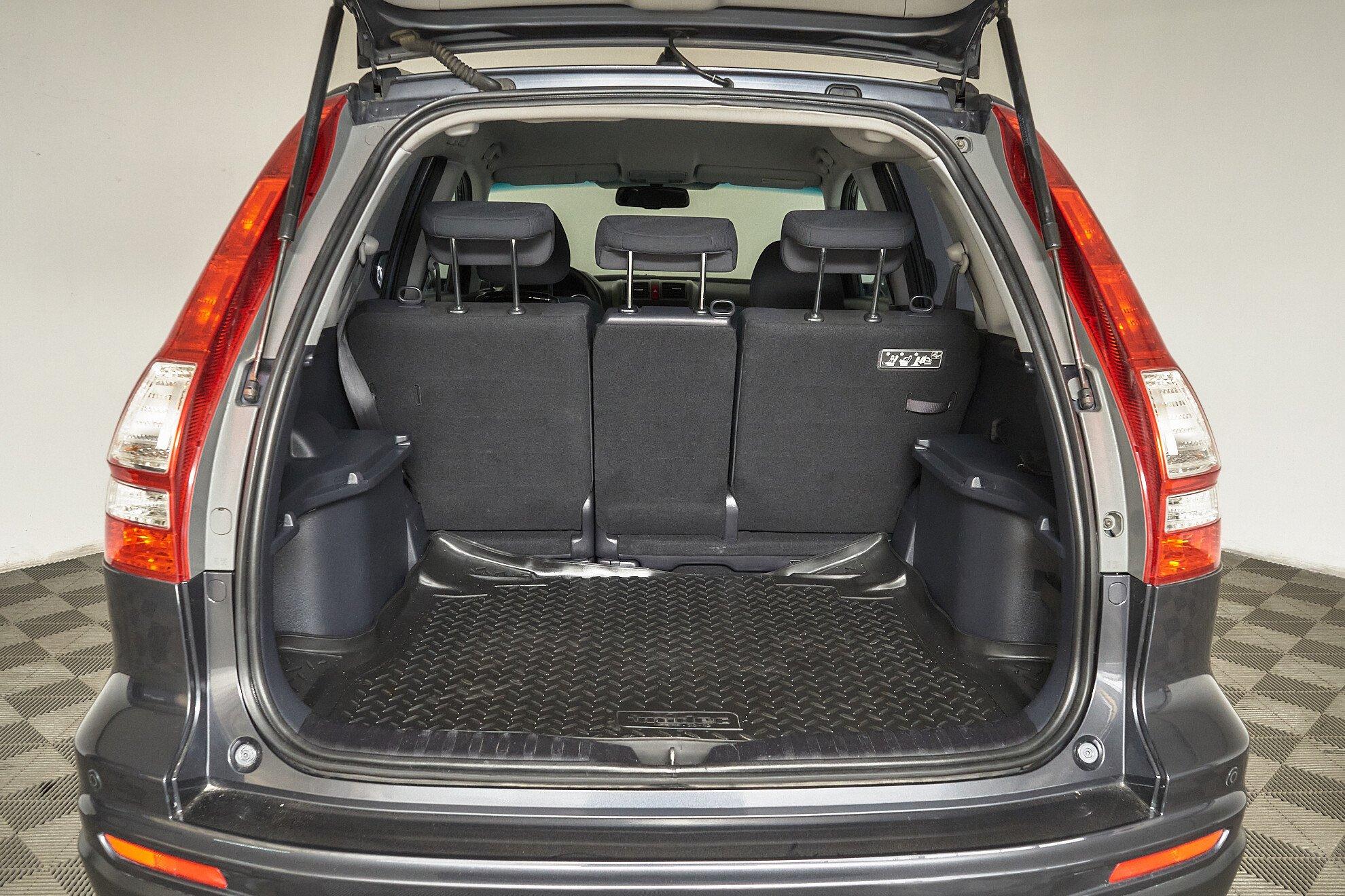 Honda CR-V 2011, серый