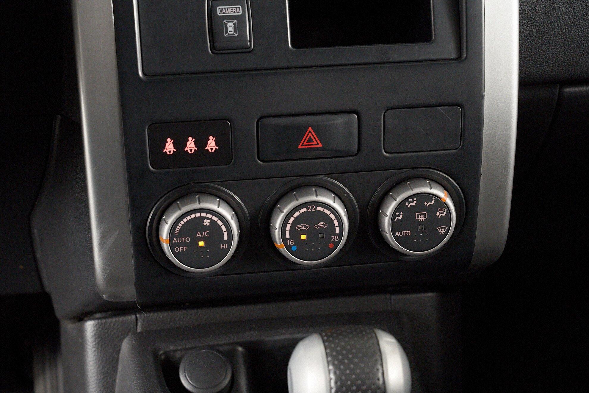 Nissan X-Trail 2013, черный