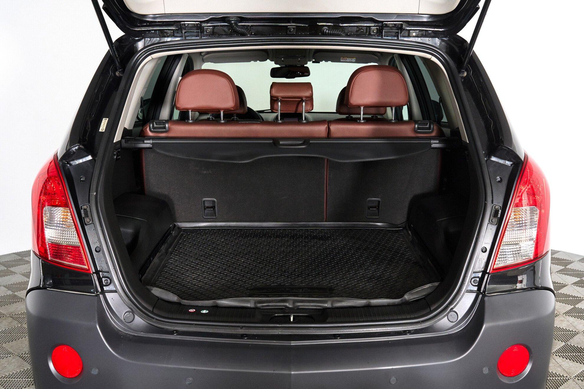 Opel Antara 2013, черный