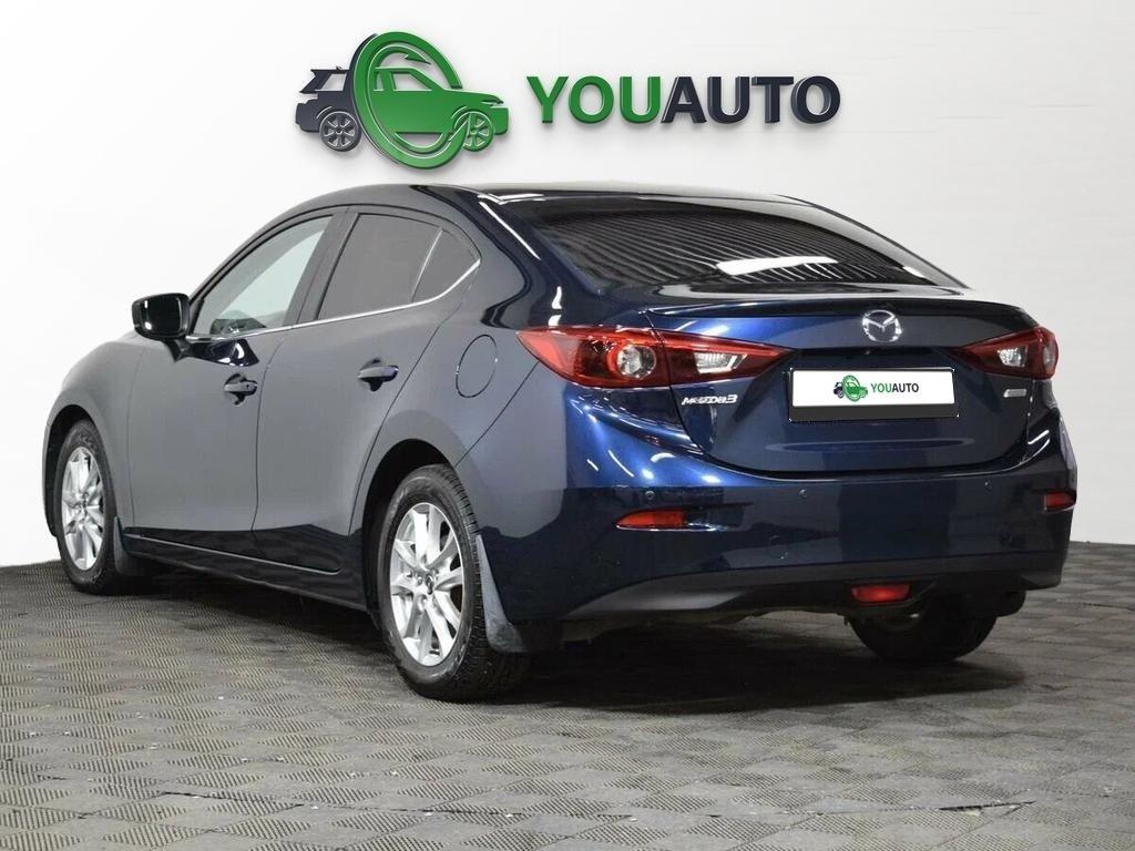Mazda 3 2018, синий