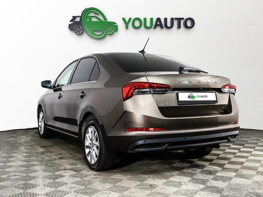 Skoda Rapid 2021, коричневый