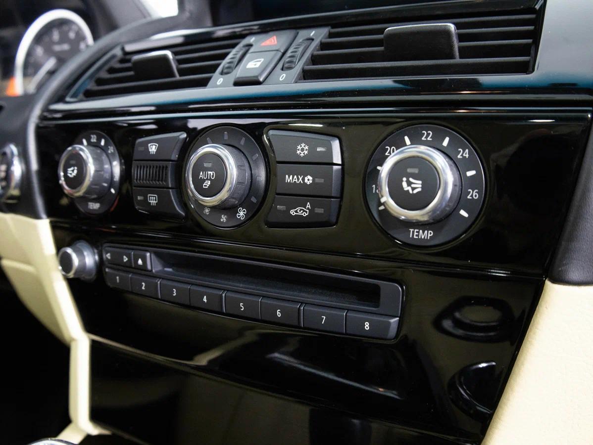 BMW 6 серии 2009, белый