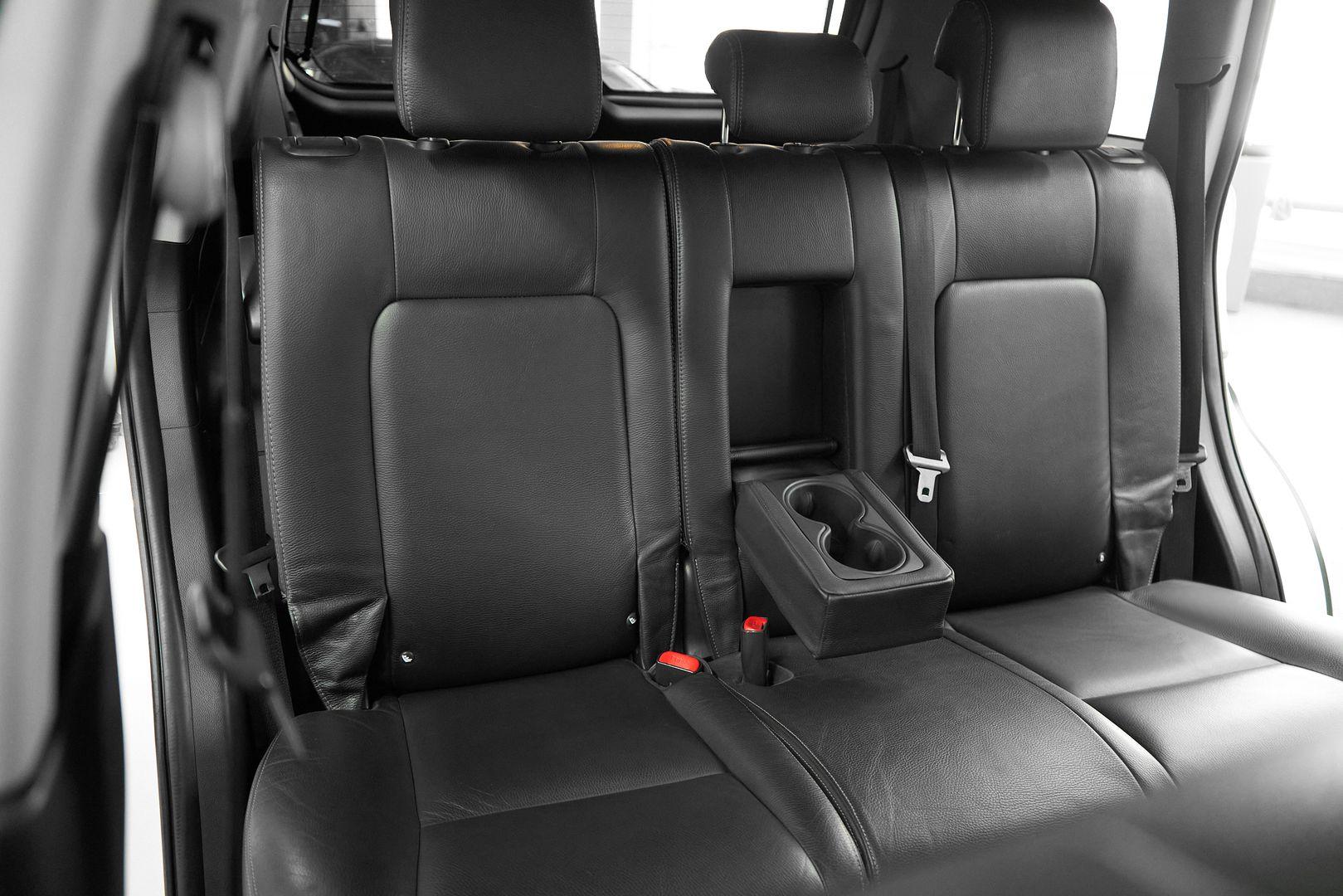 Chevrolet Captiva 2012, белый